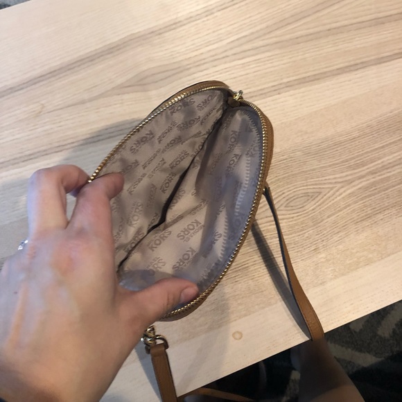 Michael Kors small crossbody - Picture 5 of 7